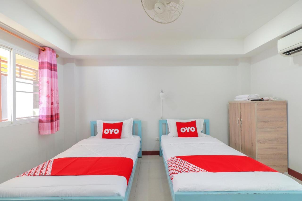 Oyo 799 Pudsadee Hotel Chiang Mai Exterior photo