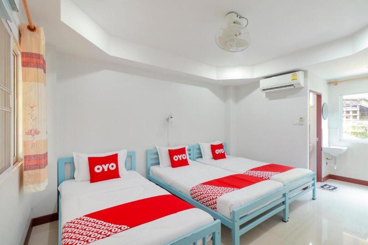 Oyo 799 Pudsadee Hotel Chiang Mai Exterior photo